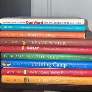 Book bundle by Jon Gordon
